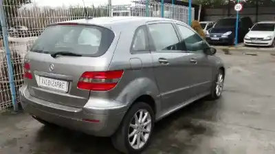 Veículo de Sucata mercedes-benz clase b (w245) 170 (245.232) do ano 2005 alimentado 266940