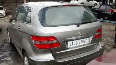 Veículo de Sucata mercedes-benz clase b (w245) 170 (245.232) do ano 2005 alimentado 266940