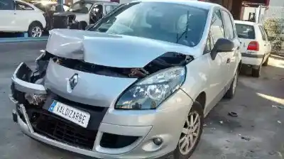 Здавання транспортного засобу RENAULT                                            SCENIC III                                                                                                                                                                                                                                                 Authentique                                                                                                                                                                                                                                                року 2010 потужний K9K830