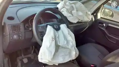 Veicolo di demolizione opel meriva enjoy dell'anno 2006 alimentato z17dth