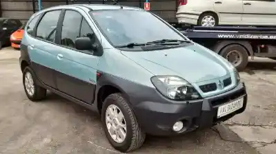 Scrapping Vehicle renault scenic rx4 (ja0) 1.9 dci sportway of the year 2002 powered f9q748