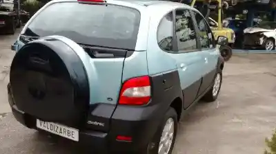 Scrapping Vehicle renault scenic rx4 (ja0) 1.9 dci sportway of the year 2002 powered f9q748