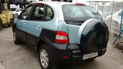 Scrapping Vehicle renault scenic rx4 (ja0) 1.9 dci sportway of the year 2002 powered f9q748