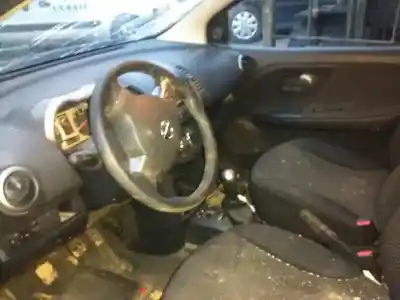 Sloopvoertuig nissan note (e11e) acenta van het jaar 2006 aangedreven k9k276