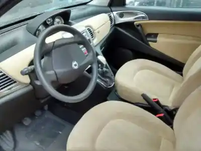 Veicolo di demolizione lancia ypsilon (101) 1.4 16v platino dell'anno 2008 alimentato 843a1000