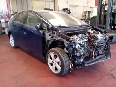 Vehicul casat toyota prius (nhw30) plug-in hybrid advance al anului 2011 alimentat 2zr