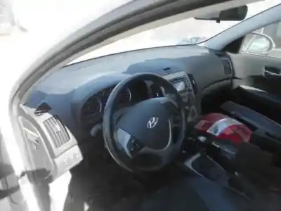 Veículo de Sucata hyundai i30 classic do ano 2008 alimentado d4fb