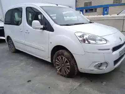 Veicolo di demolizione PEUGEOT PARTNER KOMBI Confort dell'anno 2013 alimentato 9H06