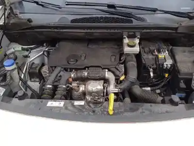 Veicolo di demolizione peugeot partner kombi confort dell'anno 2013 alimentato 9h06