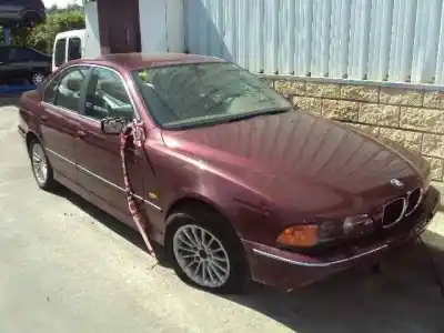 Vehículo de desguace BMW SERIE 5 BERLINA (E39) 3.0 24V Turbodiesel CAT del año 2000 con motor 306D1