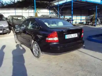 Vehículo de desguace volvo s40 berlina 2.0 16v cat del año 2004 con motor d4204t