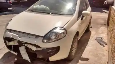 Sloopvoertuig fiat punto (199) easy van het jaar 2012 aangedreven 199b1000