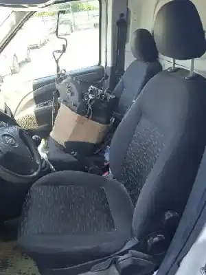 Здавання транспортного засобу opel combo furgoneta/monovolumen (x12) 1.3 cdti (b05) року 2014 потужний a13fd