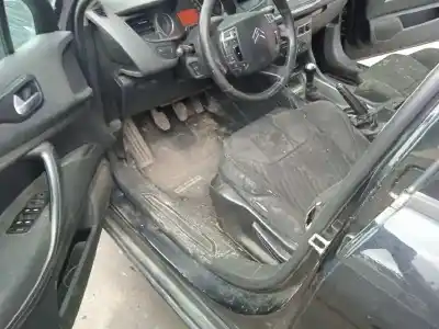 Scrapping Vehicle citroen c5 berlina premier of the year 2010 powered 9hz