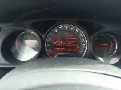 Veículo de Sucata citroen c5 berlina 1.6 hdi fap do ano 2012 alimentado 9h05