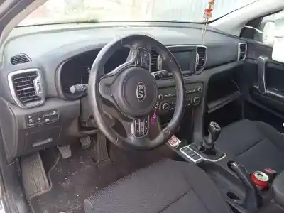 Sloopvoertuig kia sportage drive 4x2 van het jaar 2018 aangedreven d4fd