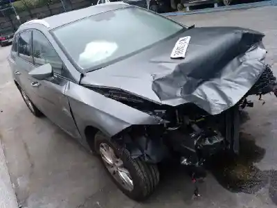 Здавання транспортного засобу seat leon sc (5f5) 1.4 16v tsi року 2018 потужний czca