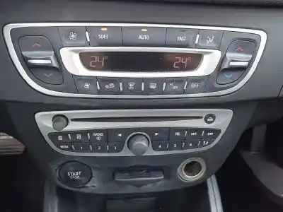 Vehicul casat renault megane iii coupe expression al anului 2009 alimentat k9k832