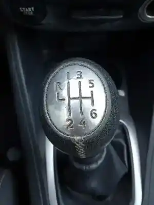 Vehicul casat renault megane iii coupe expression al anului 2009 alimentat k9k832