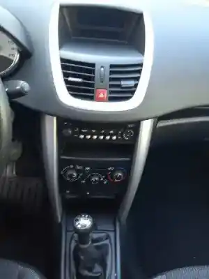 Scrapping Vehicle peugeot 207/207+ (wa_, wc_) 1.4 of the year 2011 powered kft