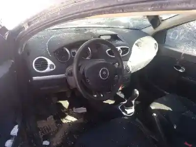 Veículo de Sucata renault clio grandtour business do ano 2012 alimentado k9k770