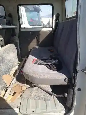 Veicolo di demolizione nissan cabstar 3.0 dell'anno 1999 alimentato bd30d