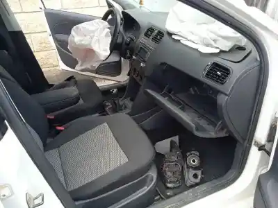 Veículo de Sucata volkswagen polo (6r1) advance do ano 2014 alimentado cayb