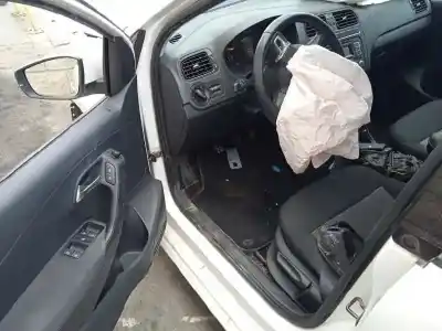 Veículo de Sucata volkswagen polo (6r1) advance do ano 2014 alimentado cayb
