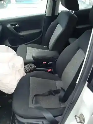 Veículo de Sucata volkswagen polo (6r1) advance do ano 2014 alimentado cayb