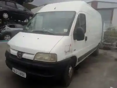 Vehículo de desguace peugeot boxer caja cerr. techo sobreelev. (rs3700) (230) (->´02) 2.8 hdi del año 2005 con motor 814043s