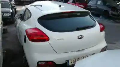 Veículo de Sucata kia pro_cee´d ( ) concept do ano 2013 alimentado g4fa