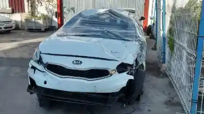 Veículo de Sucata kia pro_cee´d ( ) concept do ano 2013 alimentado g4fa