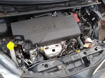 Veículo de Sucata toyota yaris (_p13_) 1.3 (nsp130_) do ano 2015 alimentado 1nr