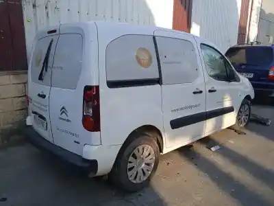 Veículo de Sucata citroen berlingo station wagon live edition do ano 2016 alimentado bh02