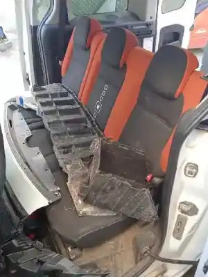 Veículo de Sucata citroen berlingo station wagon live edition do ano 2016 alimentado bh02