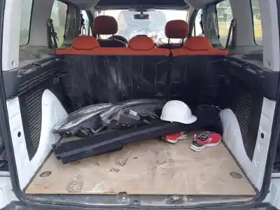 Veículo de Sucata citroen berlingo station wagon live edition do ano 2016 alimentado bh02