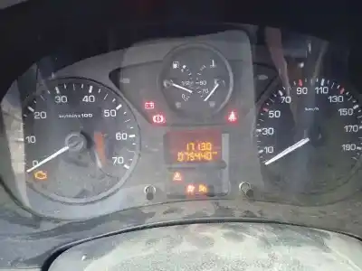 Veículo de Sucata citroen berlingo station wagon live edition do ano 2016 alimentado bh02