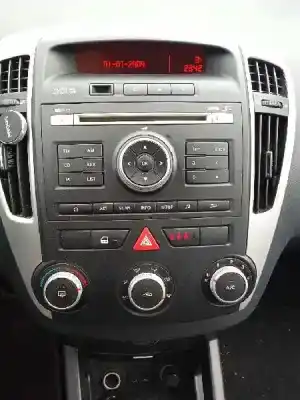 Здавання транспортного засобу kia cee´d concept року 2011 потужний d4fb
