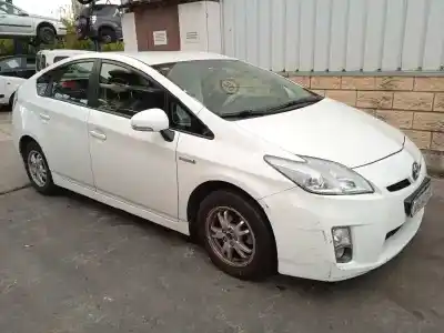 Vehicul casat TOYOTA PRIUS (NHW30) 1.8 16V CAT al anului 2011 alimentat 2ZR