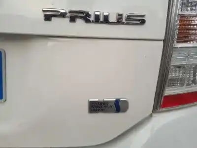 Sloopvoertuig toyota prius (nhw30) 1.8 16v cat van het jaar 2011 aangedreven 2zr