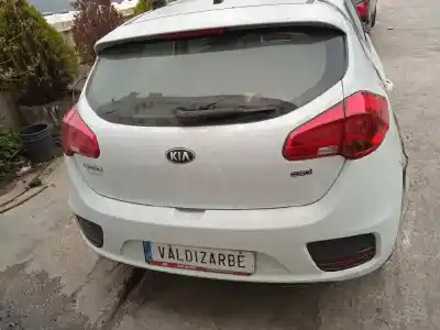 Veículo de Sucata kia pro cee´d (jd) 1.4 crdi 90 do ano 2017 alimentado d4fc