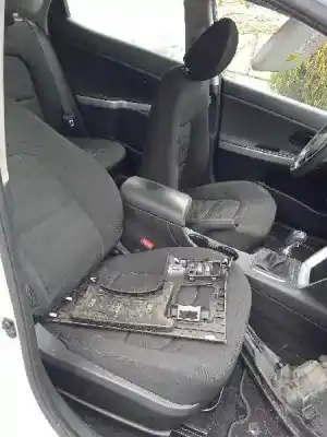 Veículo de Sucata kia pro cee´d (jd) 1.4 crdi 90 do ano 2017 alimentado d4fc