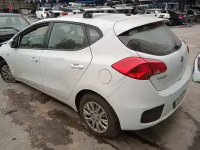 Veículo de Sucata kia pro cee´d (jd) 1.4 crdi 90 do ano 2017 alimentado d4fc