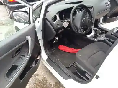 Veículo de Sucata kia pro cee´d (jd) 1.4 crdi 90 do ano 2017 alimentado d4fc