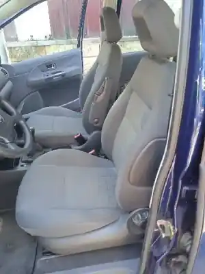 Verschrottungsfahrzeug seat alhambra (7v9) reference des jahres 2005 angetrieben asz