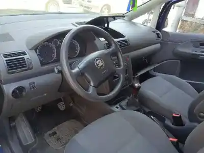 Verschrottungsfahrzeug seat alhambra (7v9) reference des jahres 2005 angetrieben asz