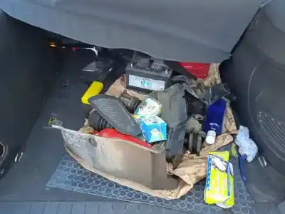 Verschrottungsfahrzeug seat alhambra (7v9) reference des jahres 2005 angetrieben asz