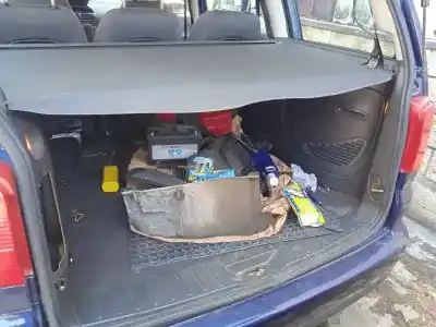 Verschrottungsfahrzeug seat alhambra (7v9) reference des jahres 2005 angetrieben asz