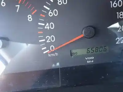 Verschrottungsfahrzeug toyota corolla (e12) 1.6 16v des jahres 2002 angetrieben 3zzfe