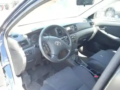 Verschrottungsfahrzeug toyota corolla (e12) 1.6 16v des jahres 2002 angetrieben 3zzfe